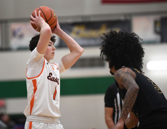 a Roosevelt vs Eastside Catholic boys basketball The Hardwood Invite final Portland Oregon December 20 2023 Taylor Balkom 35